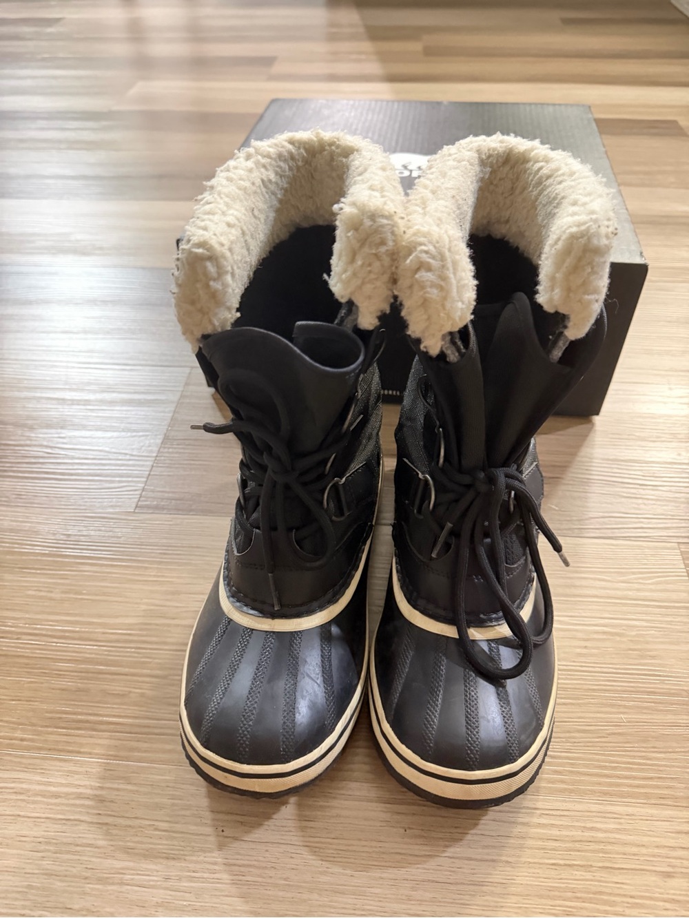 Sorel Black and Cream Lace-Up Winter Boots Size 7